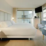 Hotel Hesperia Centro 4*