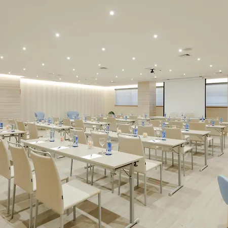 Hesperia Centro Отель Ла-Корунья