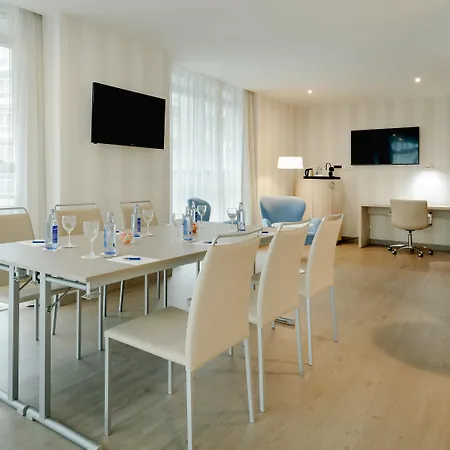 Hesperia Centro Hotel La Coruña