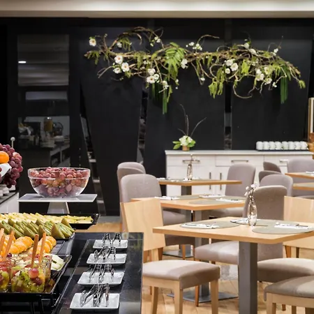 Hotel Hesperia Centro 4*