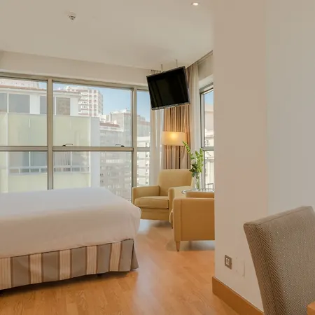 Hesperia Centro Отель Ла-Корунья