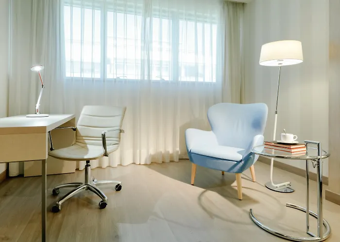 Hesperia Centro Hotel 4*